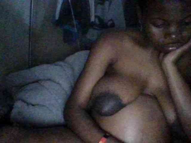 PrettyBelly webcam