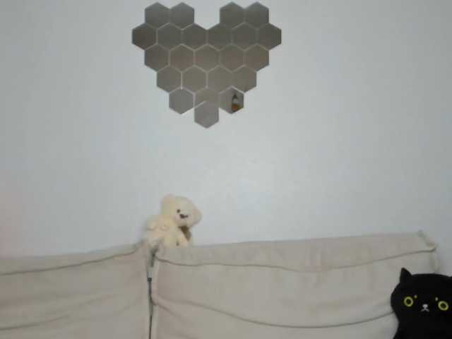 daeneryy's BongaCams show and profile