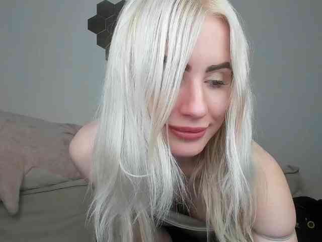 daeneryy webcam