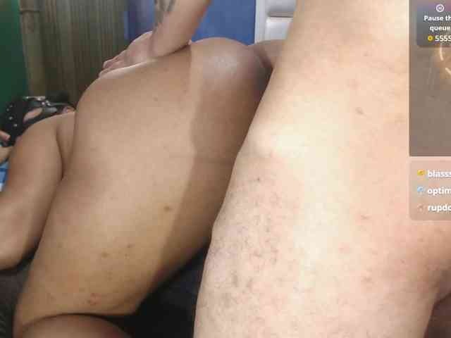 LeoAndKali webcam