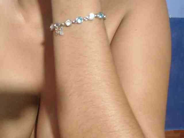 LeoAndKali webcam