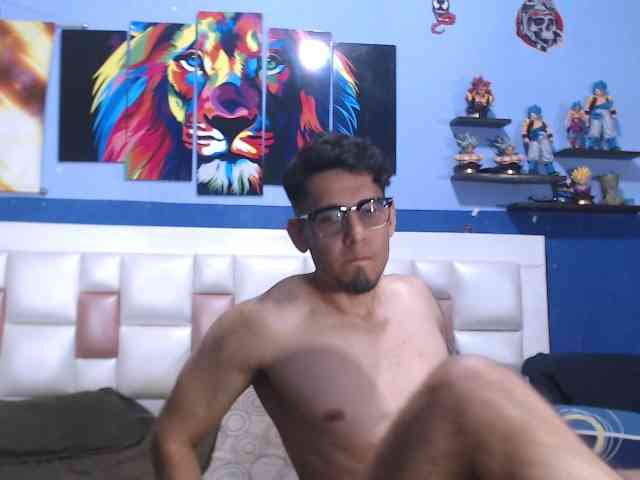 LeoAndKali webcam