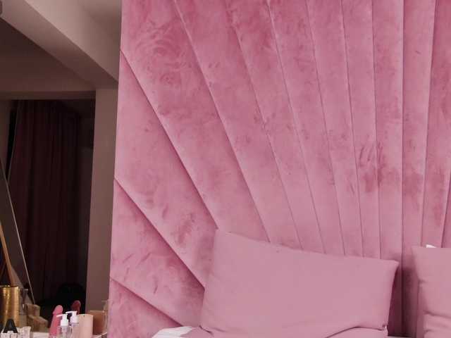 ChanelStorm's BongaCams show and profile