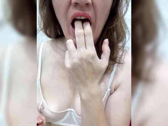 Ksenia85 webcam