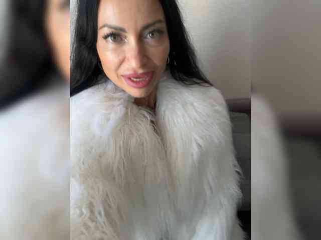 AdrienneBourget webcam