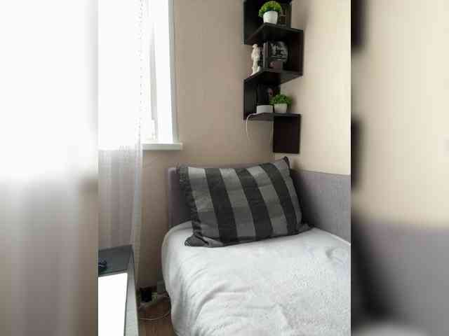 AdrienneBourget webcam