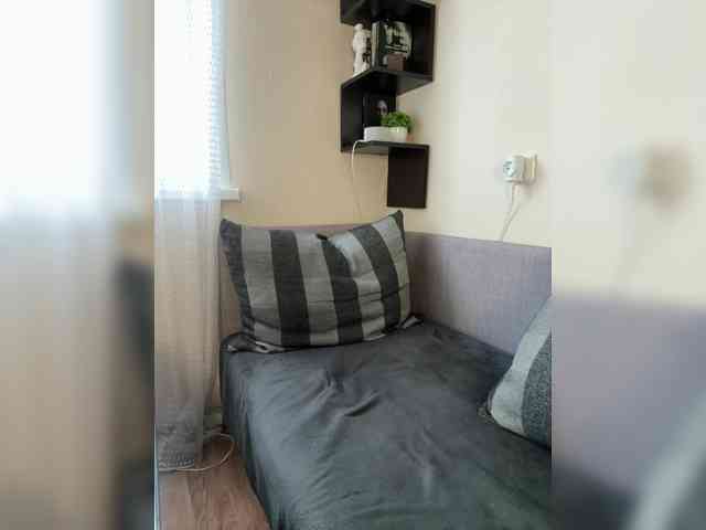 AdrienneBourget webcam