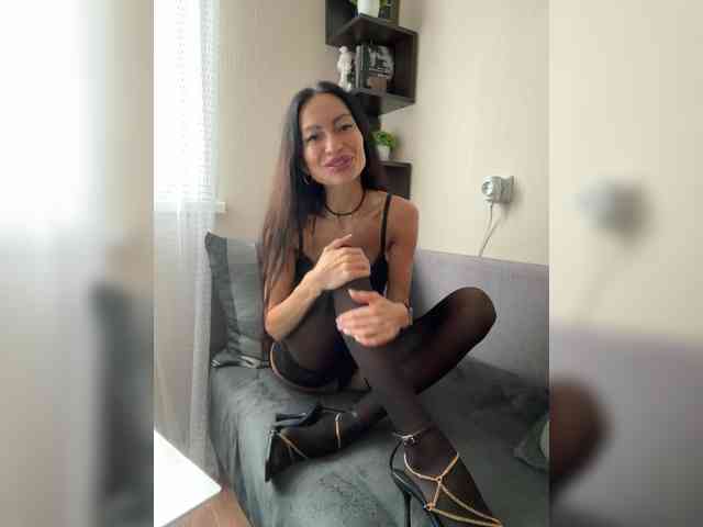 AdrienneBourget webcam