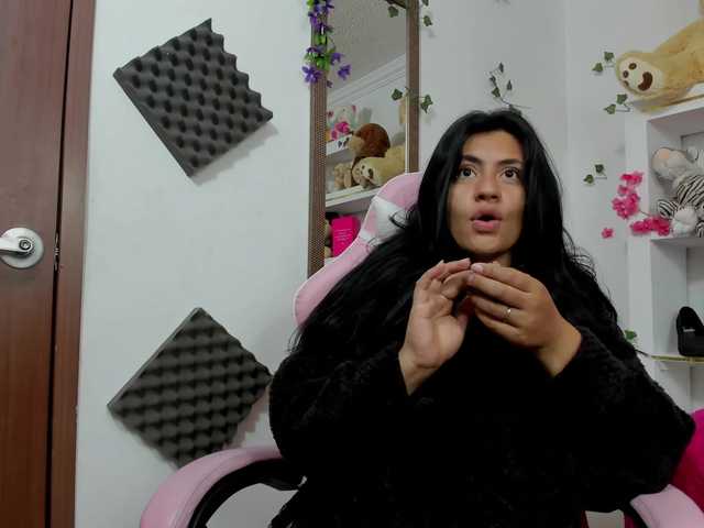 shantall's BongaCams show and profile