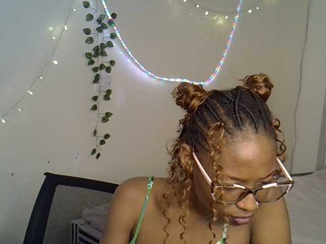 Checkout PetiteAlexa, she wants to masturbate for you PetiteAlexa from BongaCams