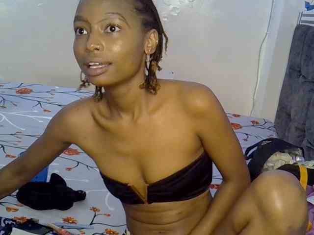 PetiteAlexa webcam