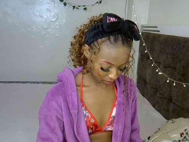 PetiteAlexa PetiteAlexa