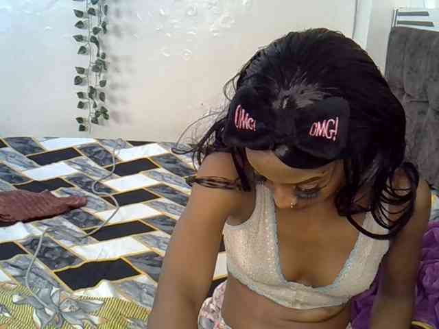 PetiteAlexa webcam