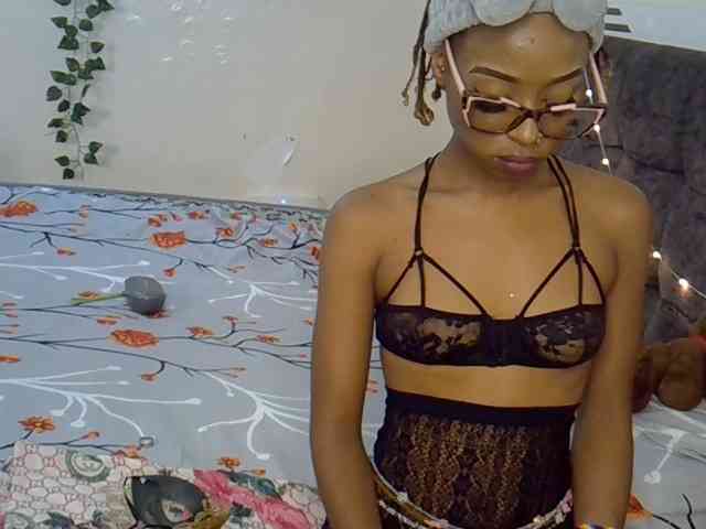 PetiteAlexa webcam