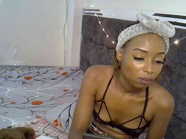 PetiteAlexa webcam