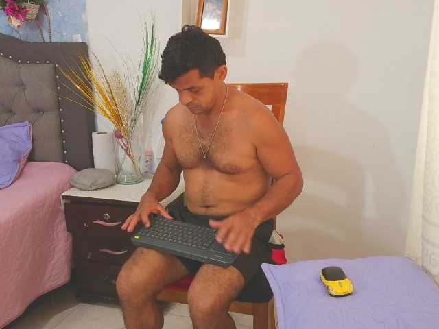 Sharit-Latina's BongaCams show and profile