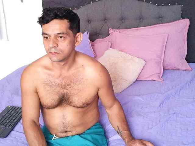 DiegoYGavix webcam