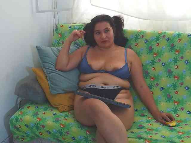 Sharit-Latina Live Webcam on BongaCams