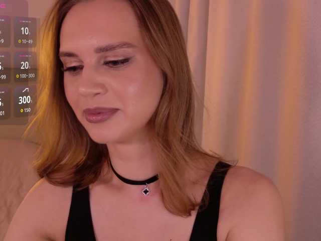 LunaTempt's BongaCams show and profile