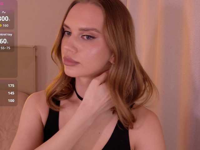 LunaTempt's BongaCams show and profile