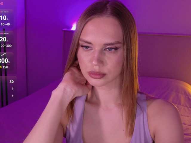 LunaTempt's BongaCams show and profile
