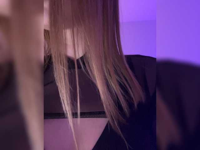 LunaTempt's BongaCams show and profile