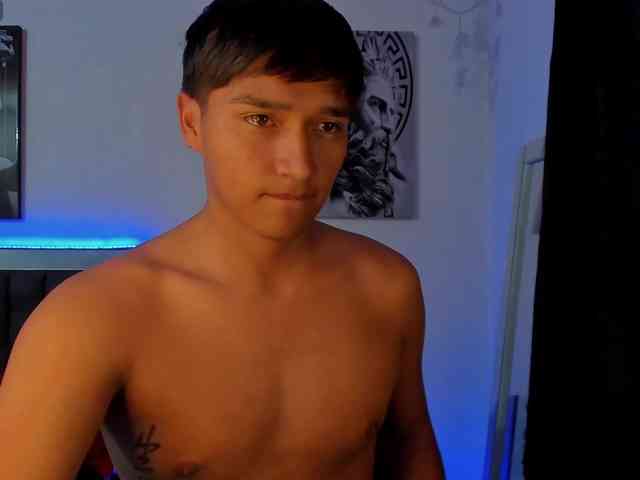 mateo-Esposito Live Webcam on BongaCams