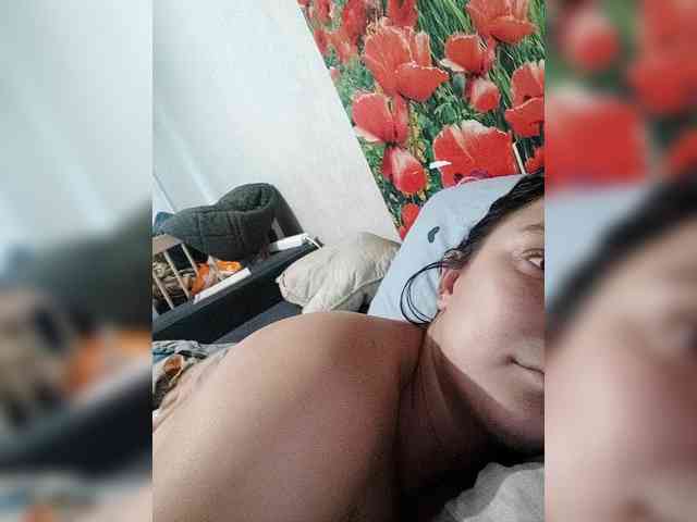 Kristina2511a webcam