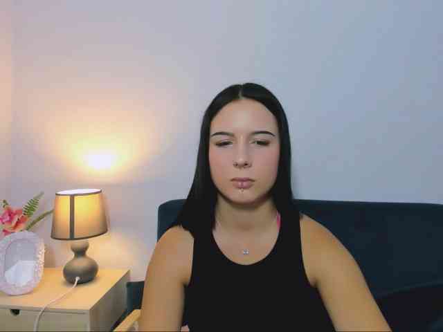 TaliaDelicate webcam