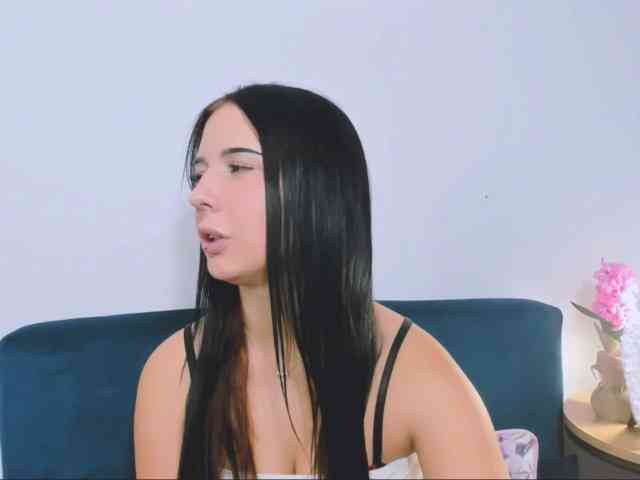 TaliaDelicate webcam