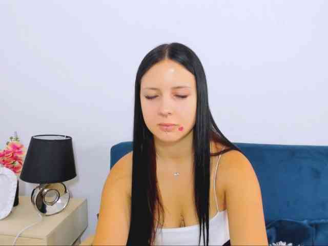 TaliaDelicate webcam