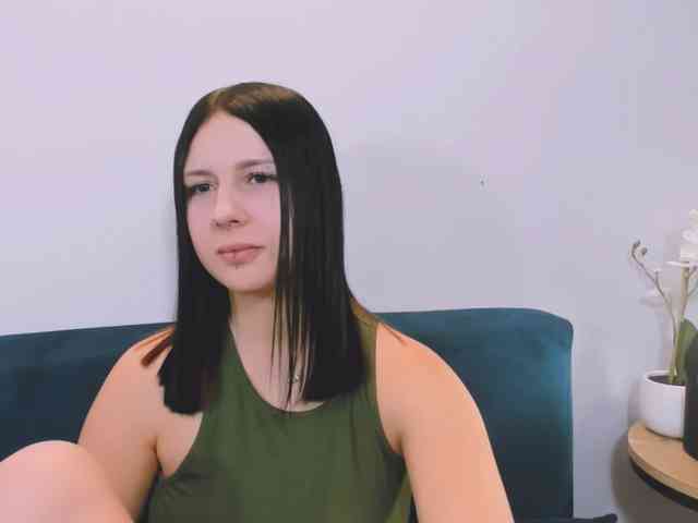 TaliaDelicate webcam