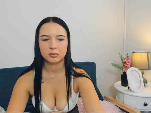 TaliaDelicate webcam