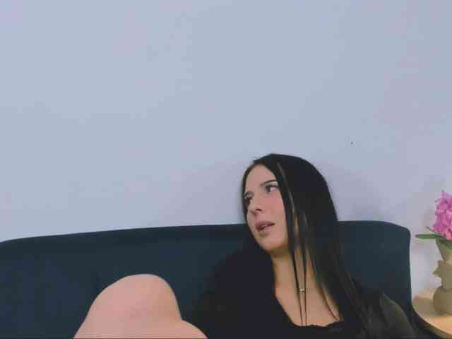 TaliaDelicate webcam