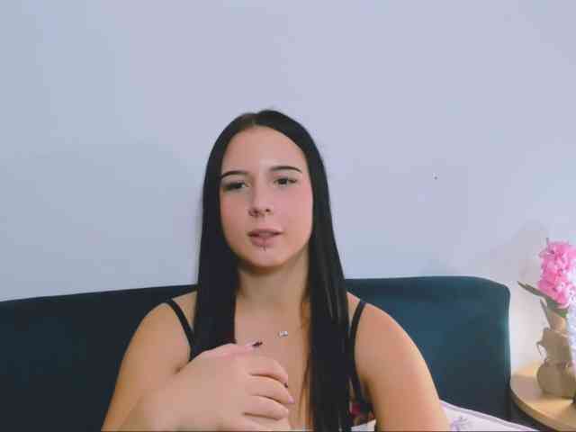 TaliaDelicate webcam