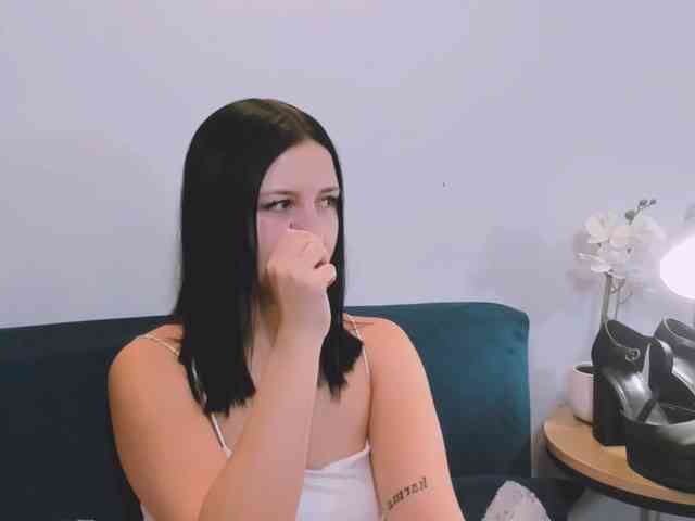 TaliaDelicate webcam