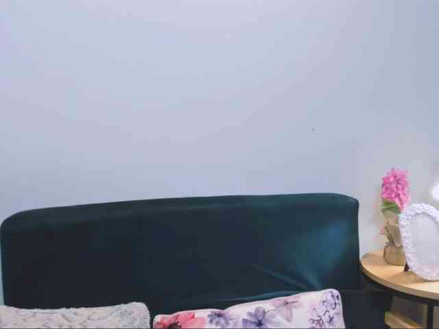 TaliaDelicate webcam