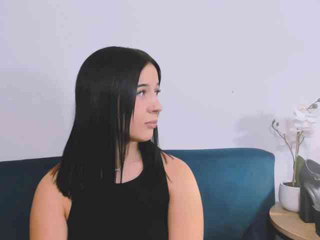 TaliaDelicate webcam