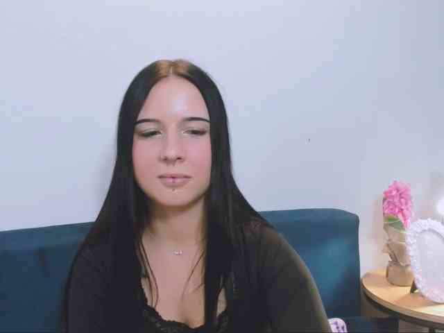 TaliaDelicate webcam