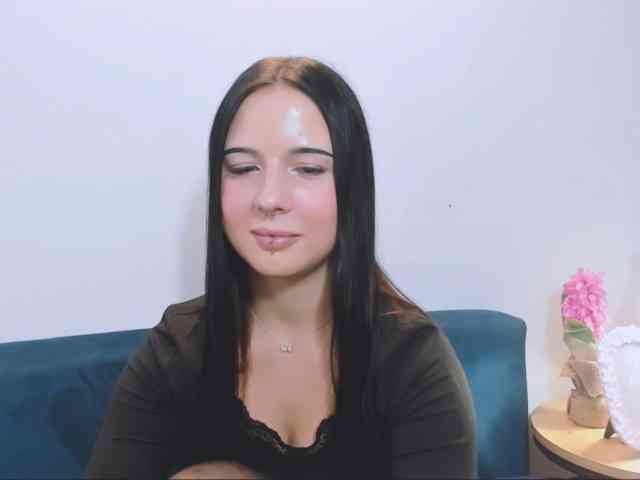 TaliaDelicate webcam