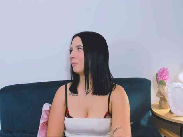 TaliaDelicate webcam