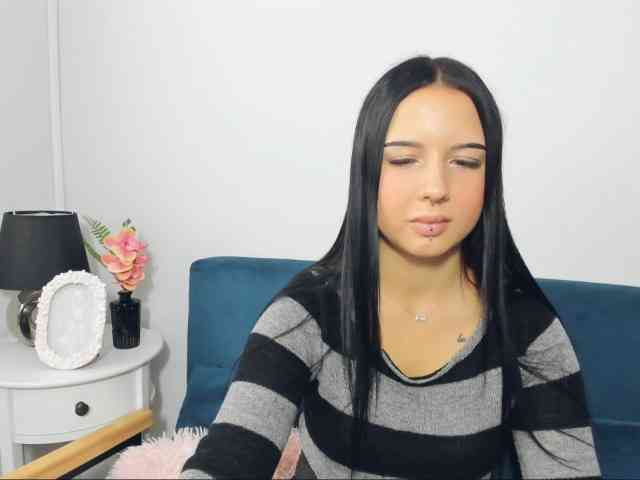 TaliaDelicate webcam