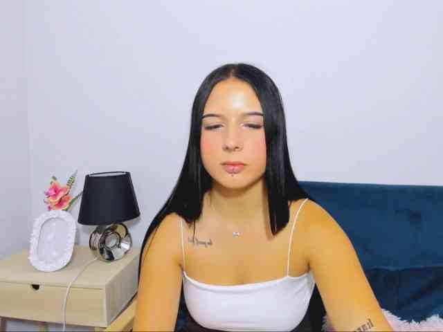 TaliaDelicate webcam