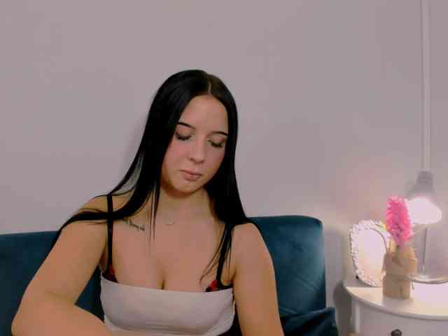 TaliaDelicate webcam