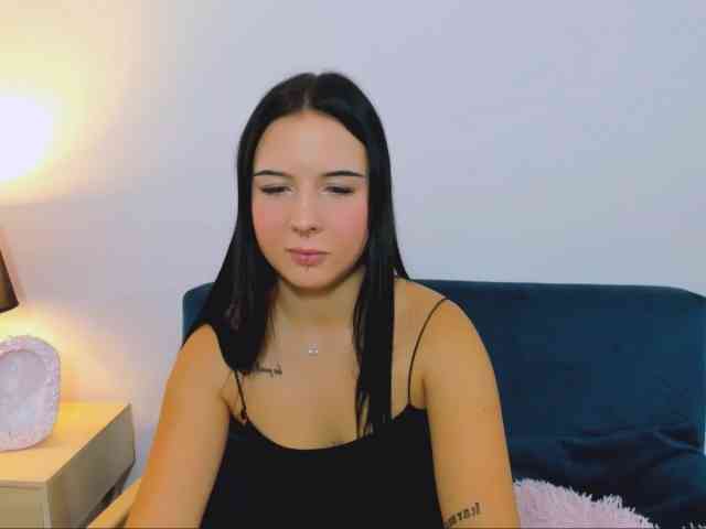 TaliaDelicate webcam