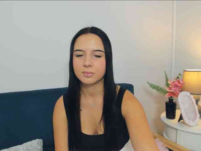 TaliaDelicate webcam