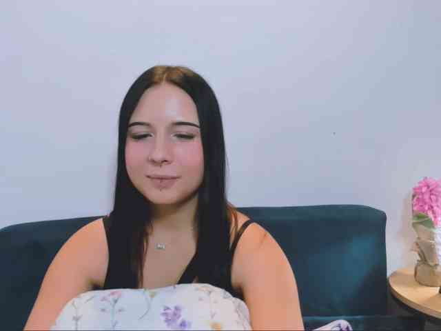 TaliaDelicate webcam