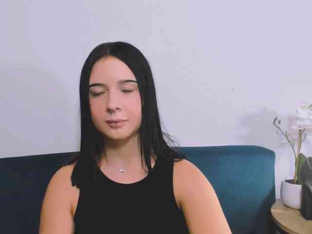 TaliaDelicate webcam