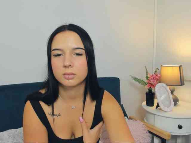 TaliaDelicate webcam