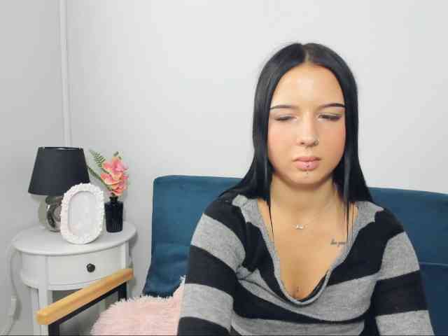 TaliaDelicate webcam